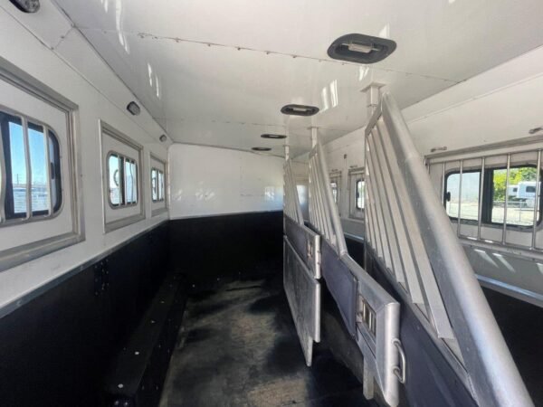 2015 Lakota Bighorn Edition 8414 4 Horse Trailer With Living Quarters “1 Slide” - Image 7