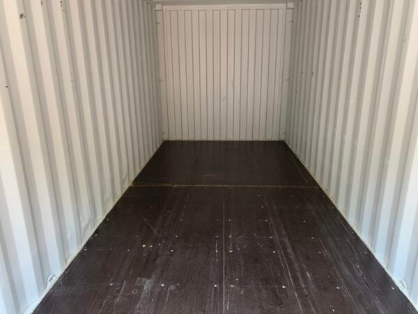 Used 20ft Shipping Container - Image 4
