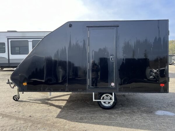 2021 mission trailers 101×12 aluminum 2 place crossover/hybrid w/blackout pkg