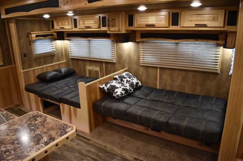 2021 lakota bighorn 8418glqug 4 horse trailer with 18' short wall