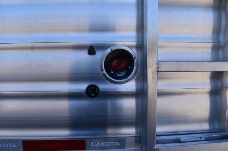 2021 lakota bighorn 8418glqug 4 horse trailer with 18' short wall