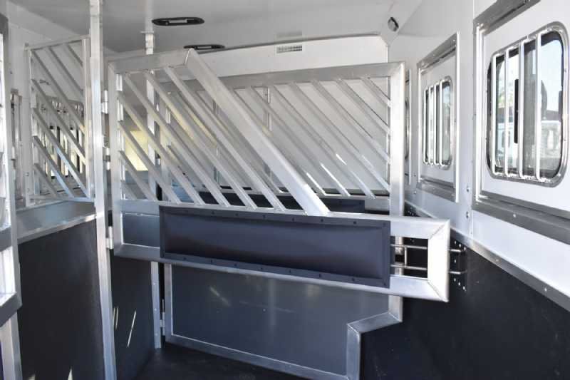 2021 lakota bighorn 8418glqug 4 horse trailer with 18' short wall