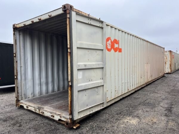 40f storage container standard height wind and water tight used