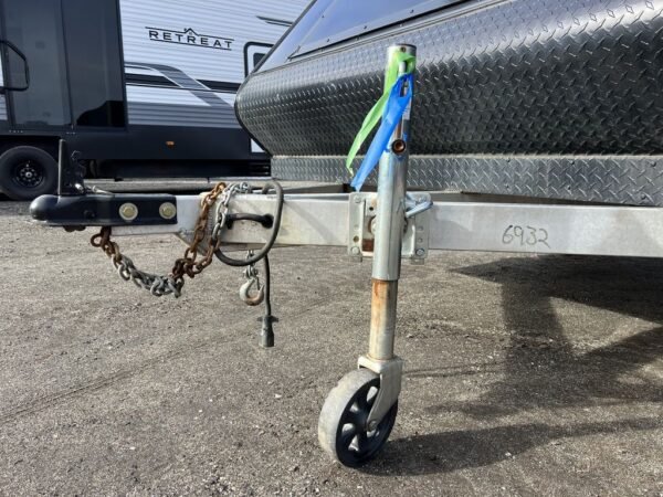 2021 mission trailers 101×12 aluminum 2 place crossover/hybrid w/blackout pkg