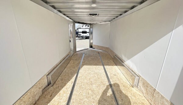 2023 high country 7.5×14 aluminum 2/3 place drive in/out w/tapered ramp doors
