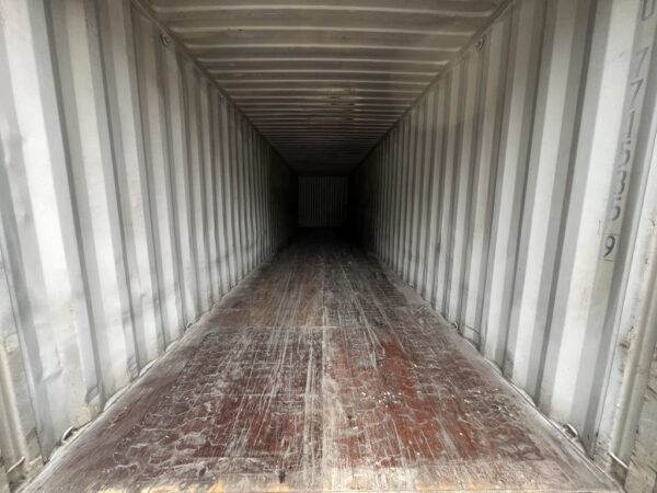40f storage container standard height wind and water tight used