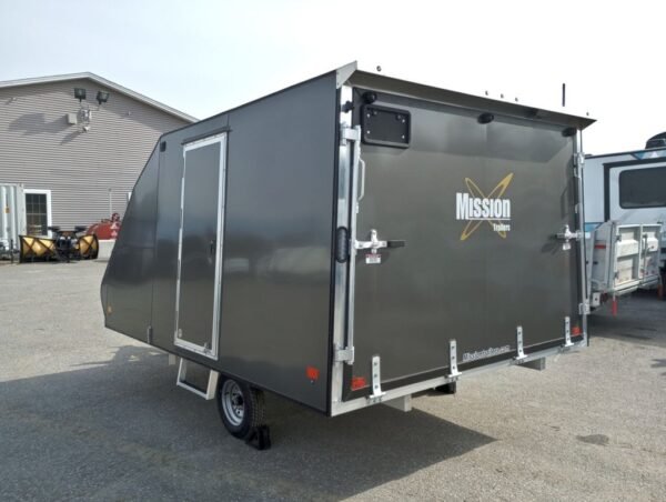 mission trailers 101×12 aluminum 2 place crossover w/mats & guides, rear canopy