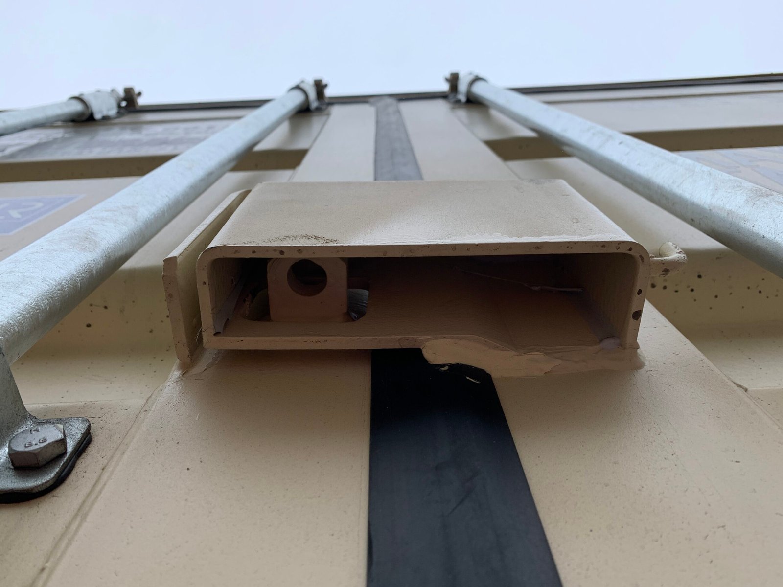 used 20ft shipping container