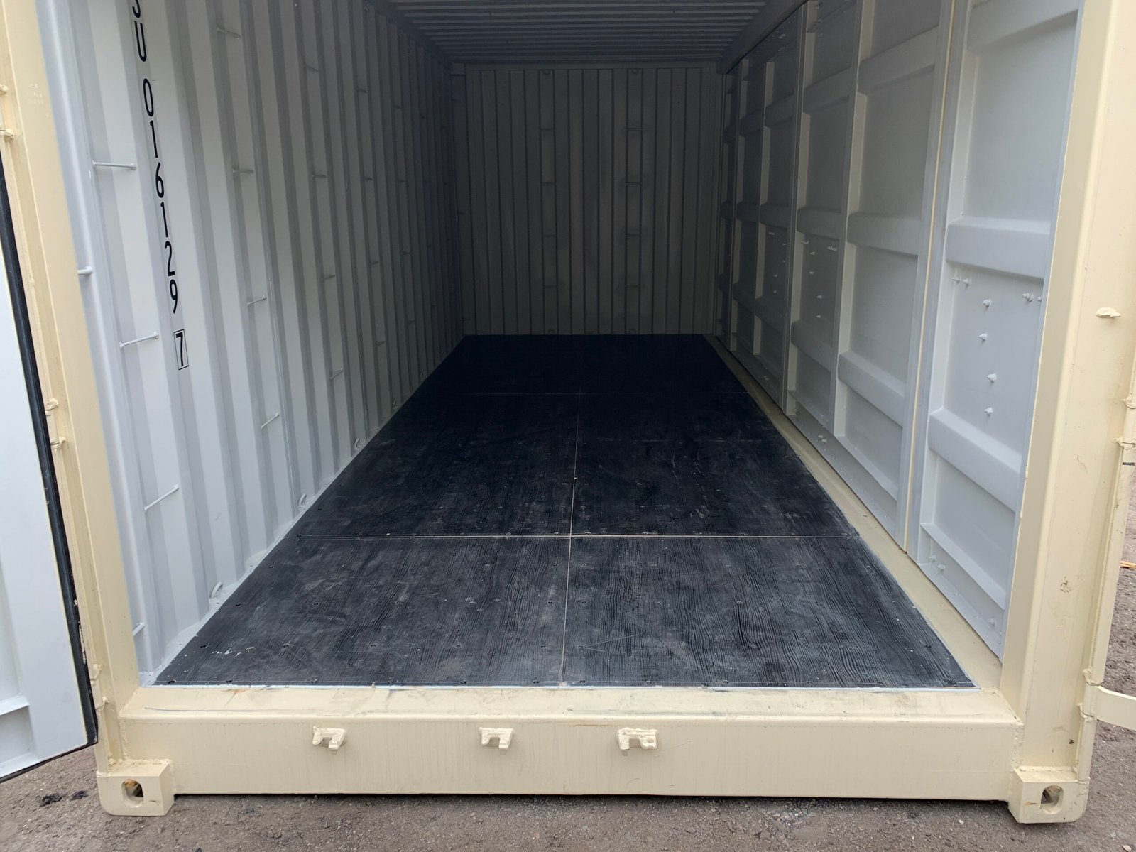 used 20ft shipping container