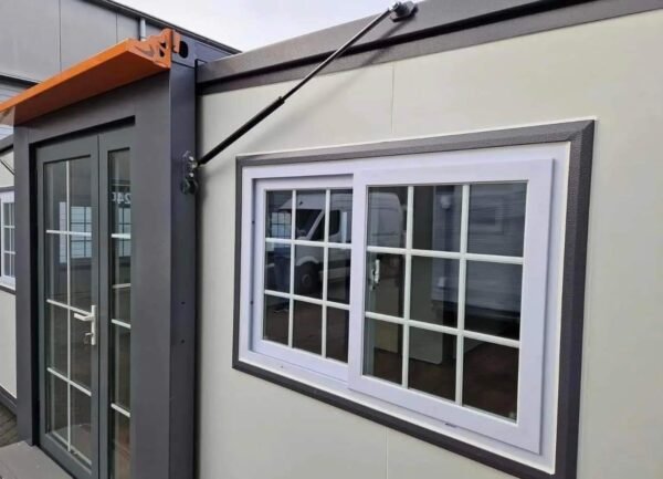 mobile expandable prefab house